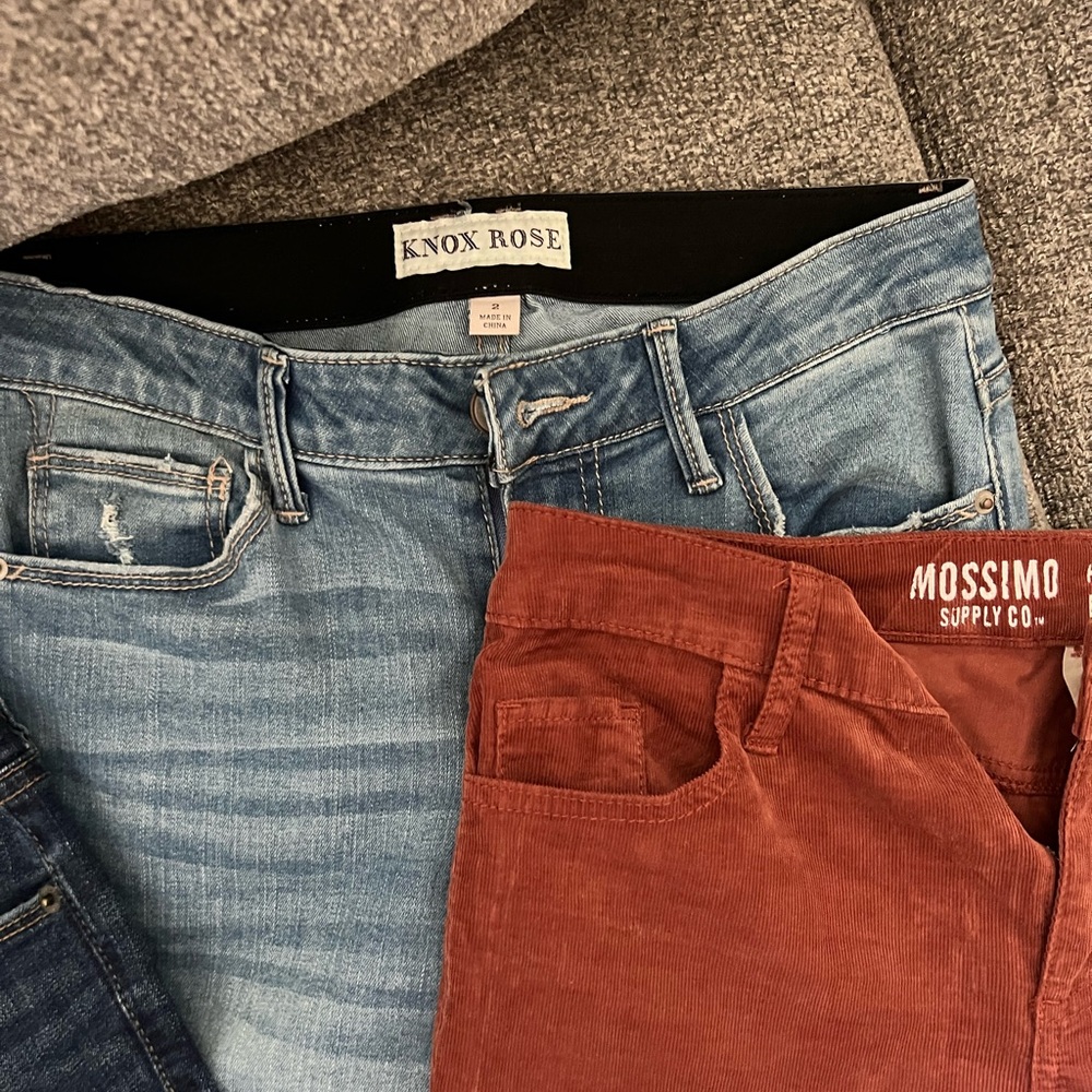 VARIETY of jeans and casual pants— Size 2&4 (selling as a bundle)